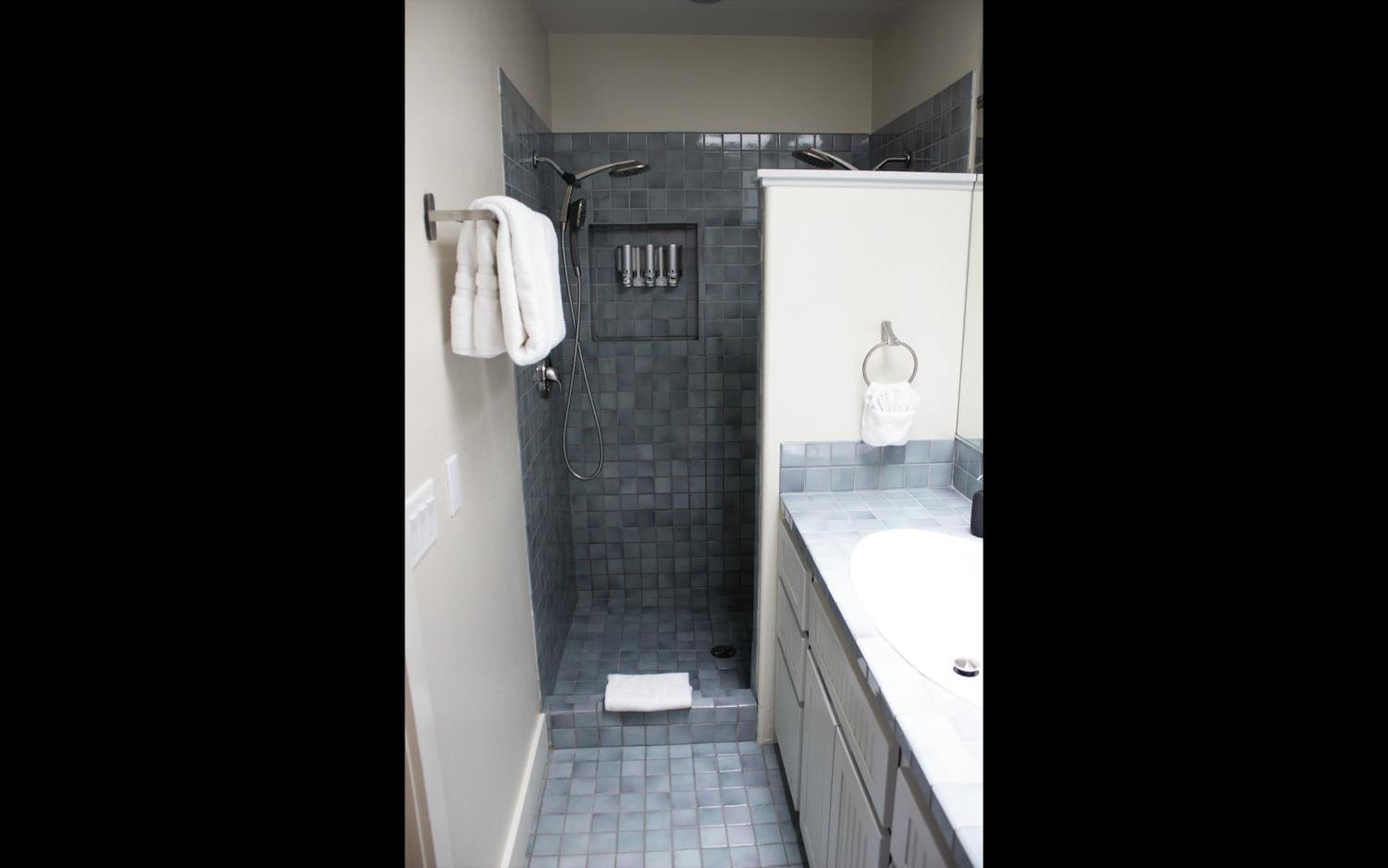 Leland House Suites Of دورانجو المظهر الخارجي الصورة