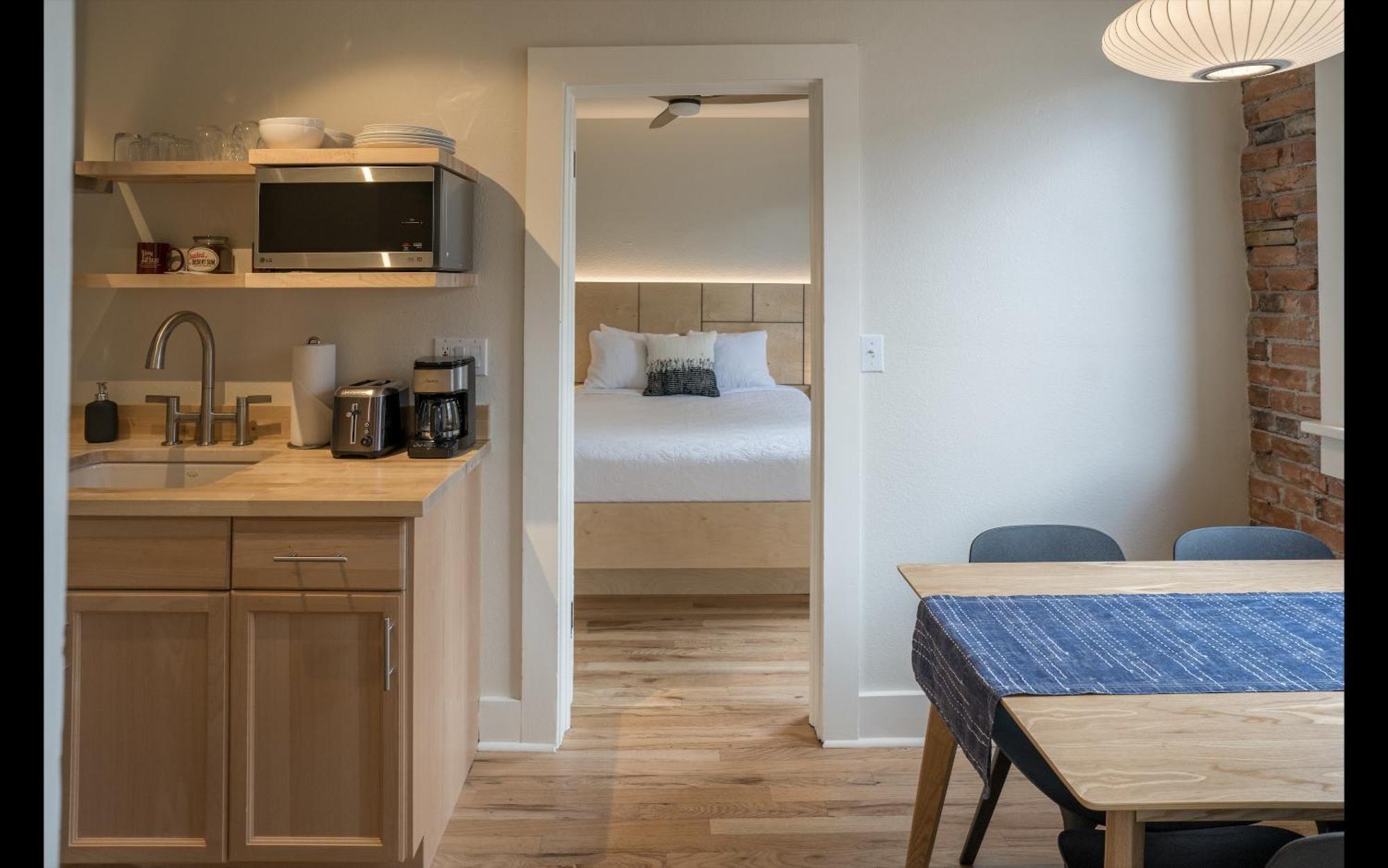 Leland House Suites Of دورانجو المظهر الخارجي الصورة